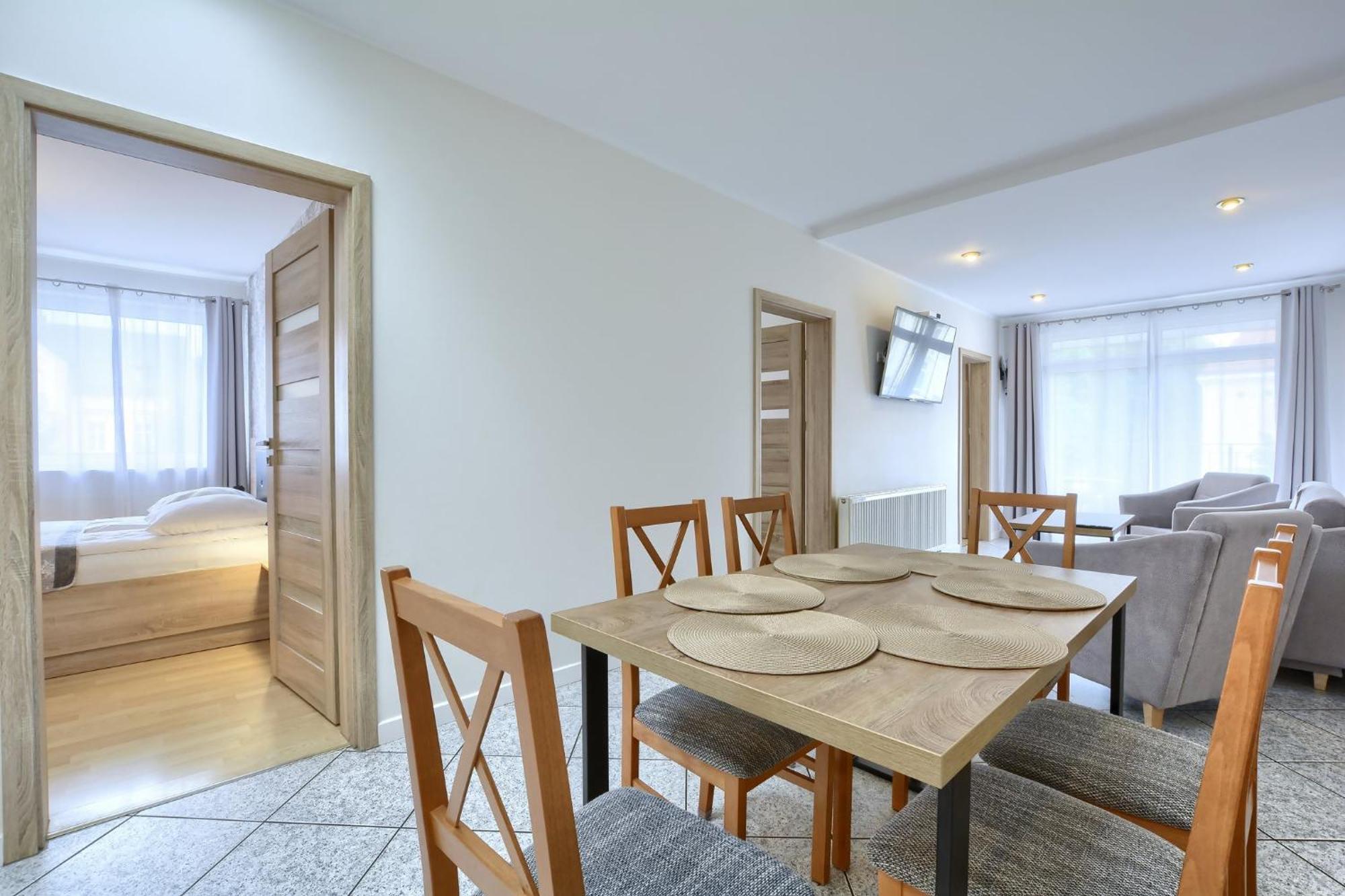 Apartamenty Rodzinne Zdrojowe Kudowa-Zdrój Kültér fotó