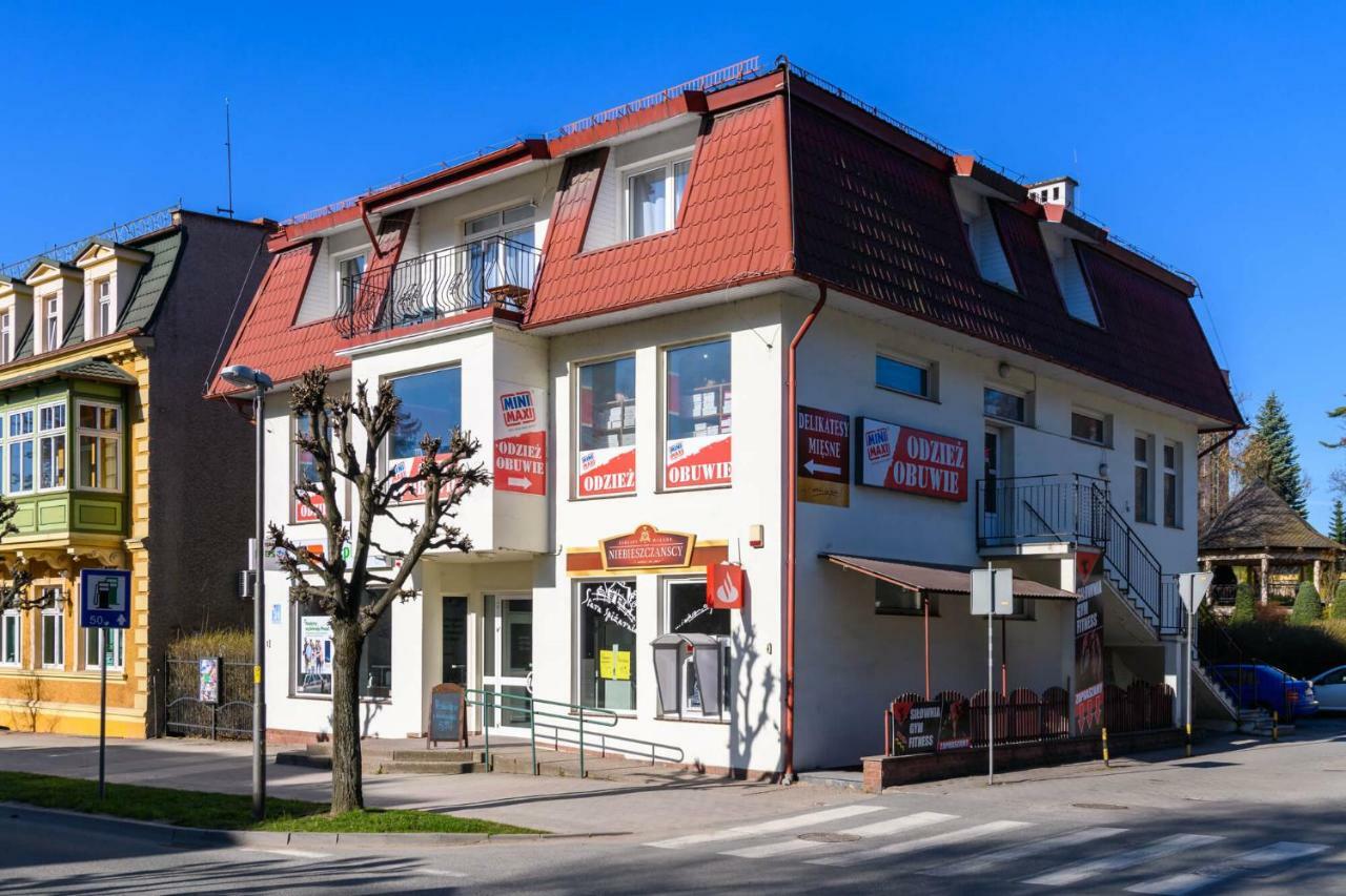 Apartamenty Rodzinne Zdrojowe Kudowa-Zdrój Kültér fotó